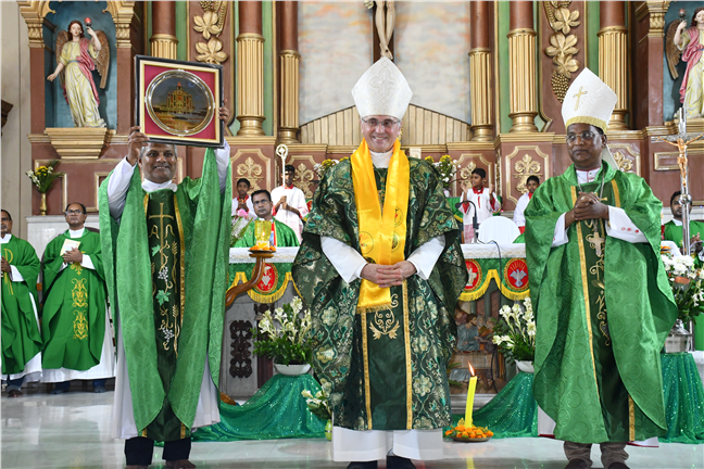 Pastoral Visit of H.E. Leopoldo Girelli to Raiganj