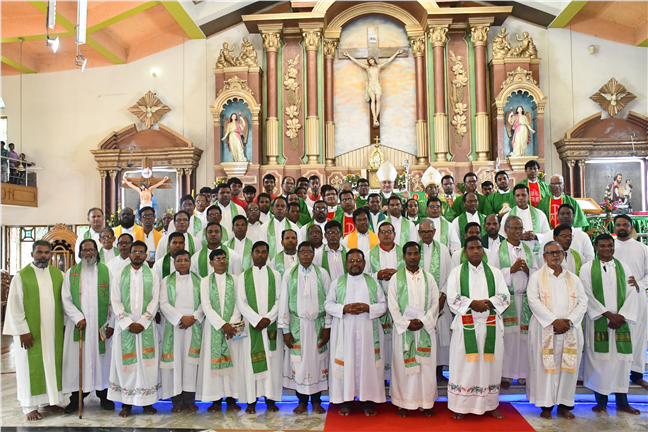 Pastoral Visit of H.E. Leopoldo Girelli to Raiganj